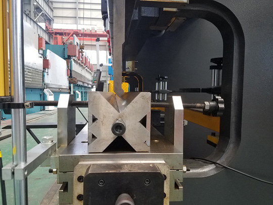 Metal Sheet Bending Machine punch and die photo